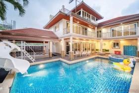 5 Beds House For Sale In Jomtien-Not In A Village