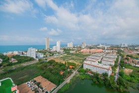 1 Bed Condo For Sale In Jomtien - La Santir