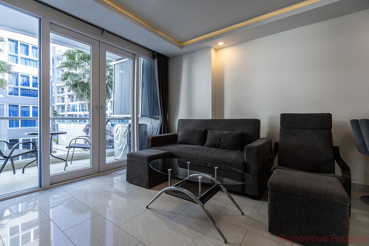 2 Bedrooms Condo For Rent In Central Pattaya - Grand Avenue Residence #CR2703