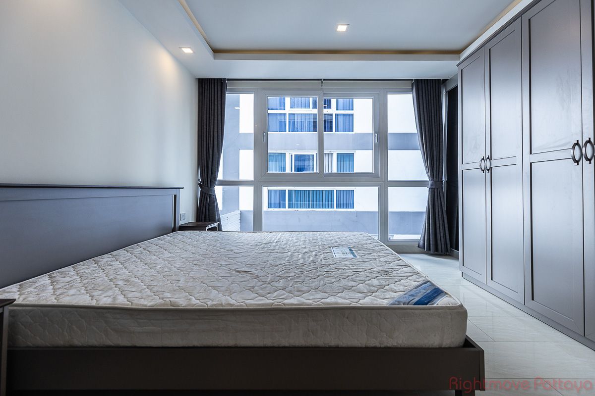 2 Bedrooms Condo For Rent In Central Pattaya - Grand Avenue Residence #CR2703