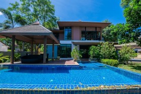 4 Beds House For Rent In East Pattaya-The Village Horseshoe Point