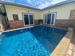 2 Beds House For Rent In East Pattaya-Baan Suay Mai Ngam