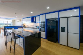 3 Beds Condo For Rent In Pratumnak-Executive Residence 4