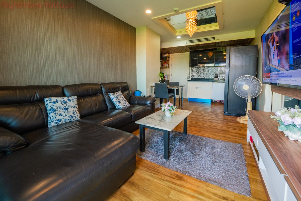 2 Bedrooms Condo For Sale In Jomtien - Dusit Grand Park #CS5613