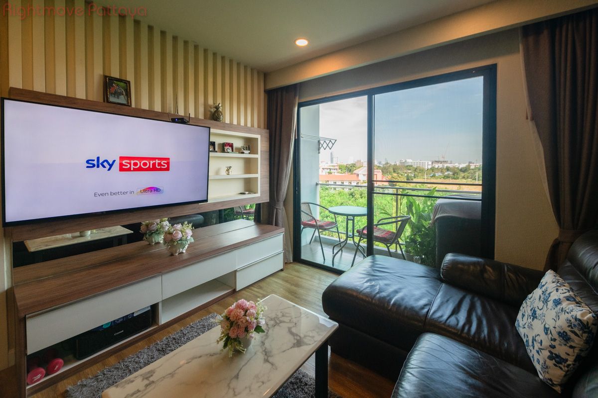 2 Bedrooms Condo For Sale In Jomtien - Dusit Grand Park #CS5613