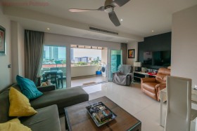 1 Bed Condo For Sale In Pratumnak-VN Residence 2