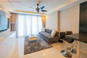 1 Bed Condo For Rent In Central Pattaya-Grand Avenue Residence
