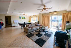 3 Beds Condo For Sale In Jomtien-View Talay Residence 4