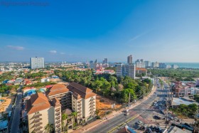 2 Beds Condo For Sale In Pratumnak-The Axis