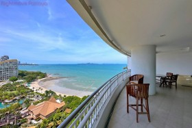 3 Beds Condo For Sale In Wongamat-Saranchol
