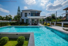 4 Beds House For Sale In Huay Yai-Tamarind Village