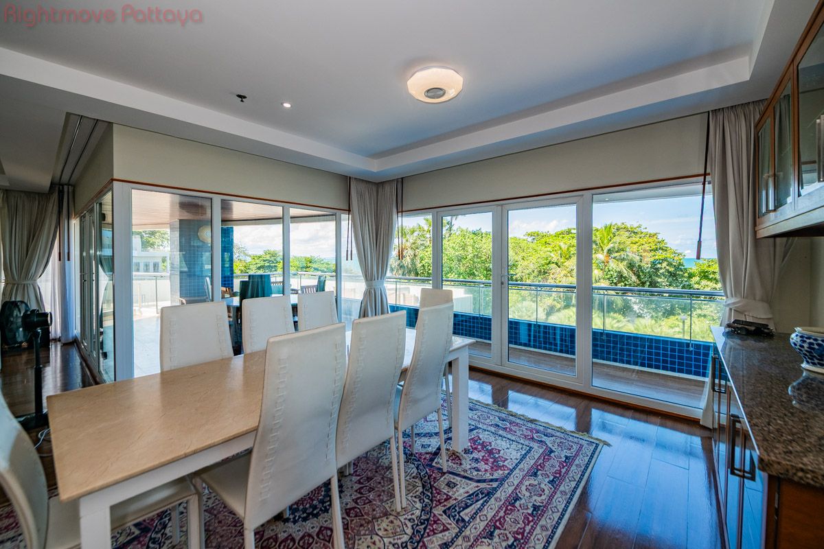 3 Bedrooms Condo For Sale In Pratumnak - Baan Haad U Thong #CS5788