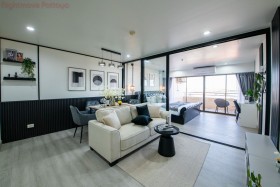 1 Bed Condo For Sale In Central Pattaya - PKCP Tower