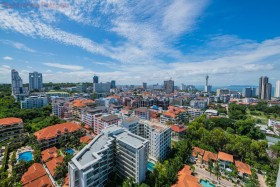 Studio Condo For Sale In Pratumnak - The Peak Towers