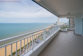 3 Beds Condo For Sale In Jomtien-Lumpini Park Beach Jomtien