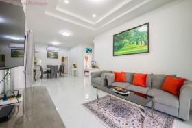 3 Beds House For Rent In Naklua - Baan Chalita 1