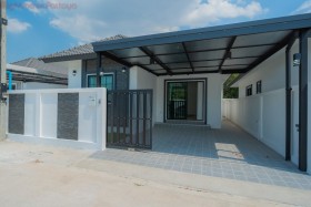 3 Beds House For Sale In Naklua-Rattanakorn Village 18
