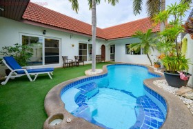 2 Bed House For Sale In East Pattaya - Nirvana Pool Villa 1