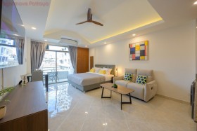 Studio Condo For Sale In Central Pattaya - Center Condotel